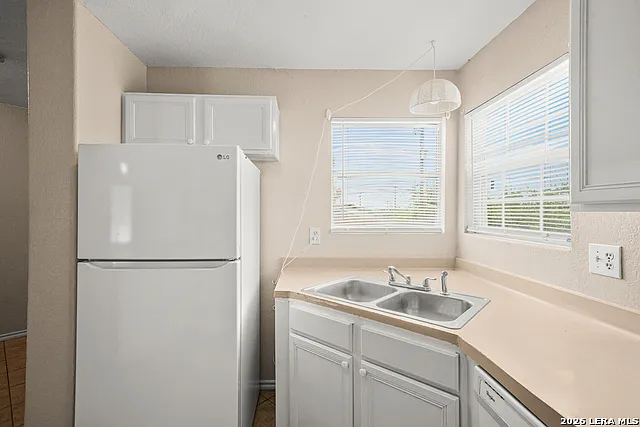 9642 Sekula Dr — Photo 9