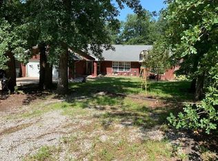 1819 Red Cedar Rd, Ardmore, OK 73401