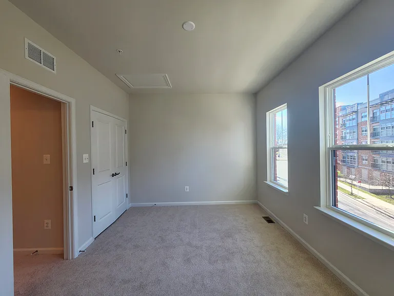 5929 Northwest Dr — Photo 27