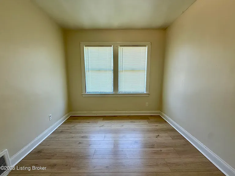 4309 Elliott Ave #4 — Photo 6