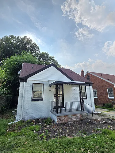 11415 Auburn St Photo 1