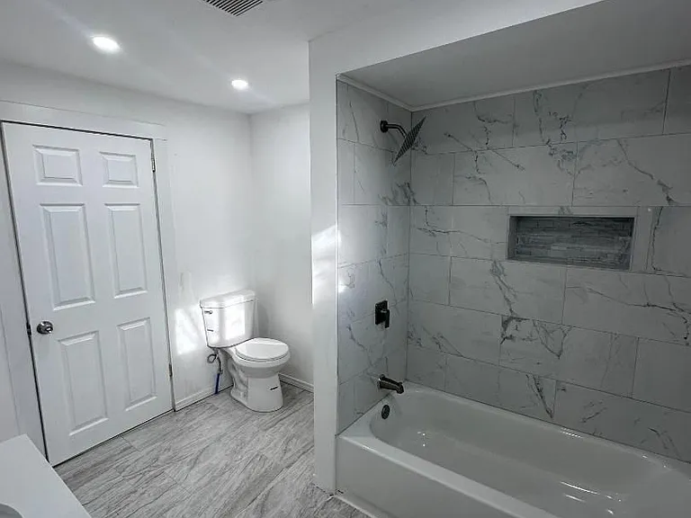 153 Vine St — Photo 8