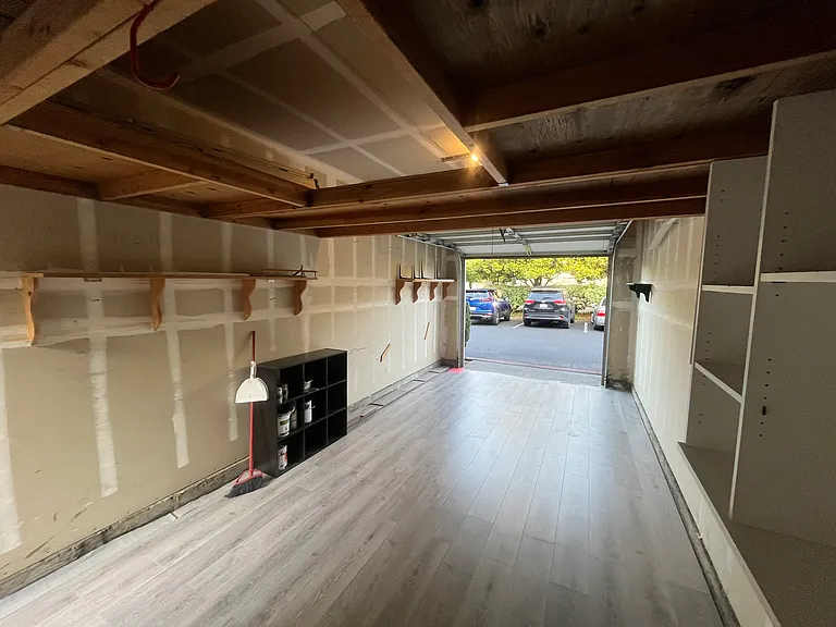 2714 Westberry Dr — Photo 32