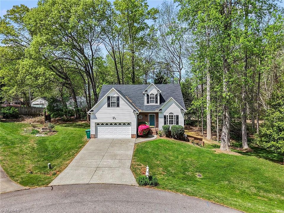 1st image of 130 Ivywood Ct