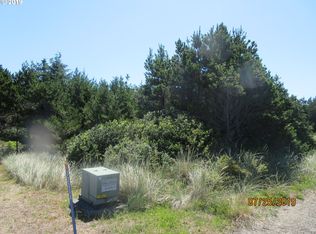 32000 G St, Ocean Park, WA 98640