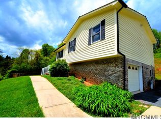 117 Windy Ridge Dr, Burnsville, NC 28714
