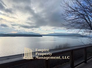 107 Highland Ave, Hope, ID 83836