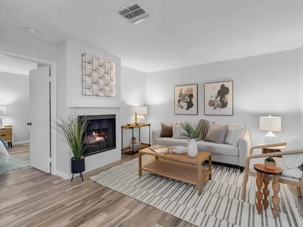 10606 Aderman Ave APT 5, San Diego, CA 92126