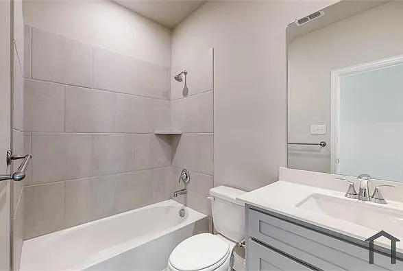 716 Portina Dr — Photo 15