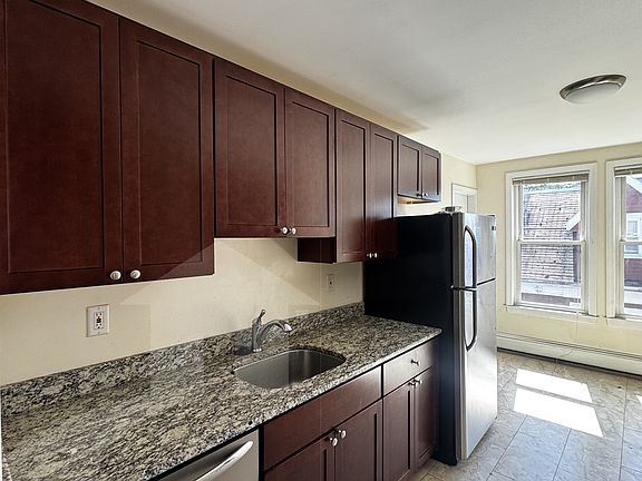 2nd image of 70 Summer St