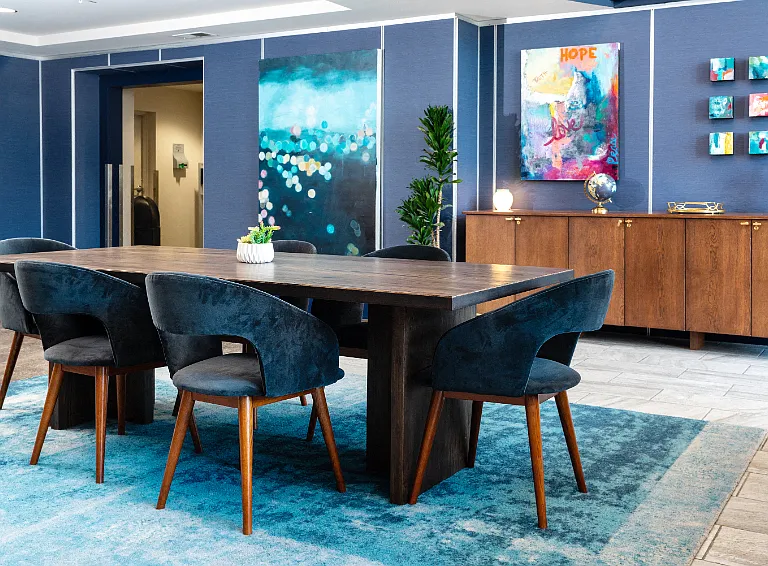Aqua Via Apartments — Photo 7