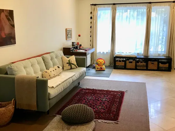 2662 E 2nd St Unit H1, Long Beach, CA 90803