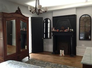 360 1st Ave, Joliet, IL 60433