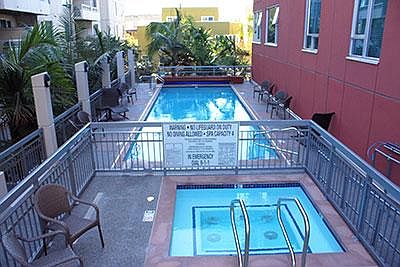 3rd image of 300 W Beech St Unit 1501