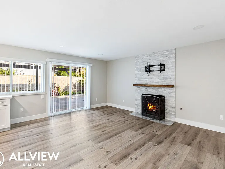 20542 Kelvingrove Ln — Photo 7