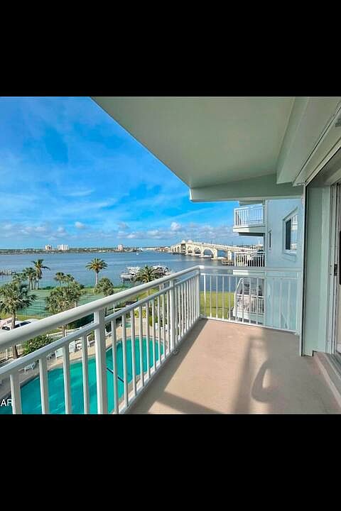 1st image of 100 Silver Beach Ave APT 526