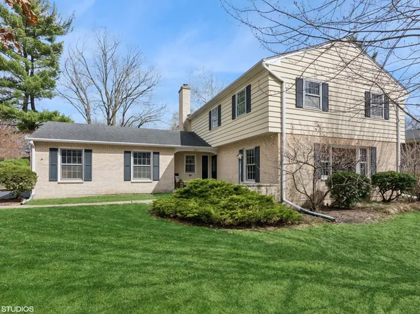 429 Grant Ave, Geneva, IL 60134