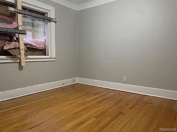3rd image of 14567 Mettetal St #2