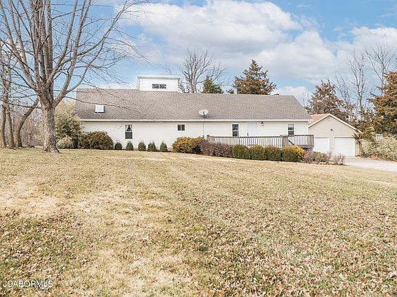 2nd image of 7718 Henwick Ln
