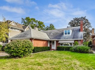 639 Babetta Ave, Park Ridge, IL 60068