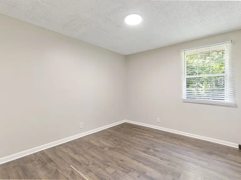 3413 Elm Hill Pike — Photo 15