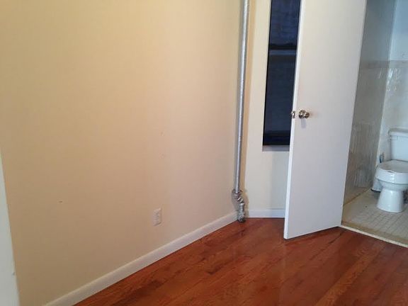 5th image of 425 E 114th St APT 3RE