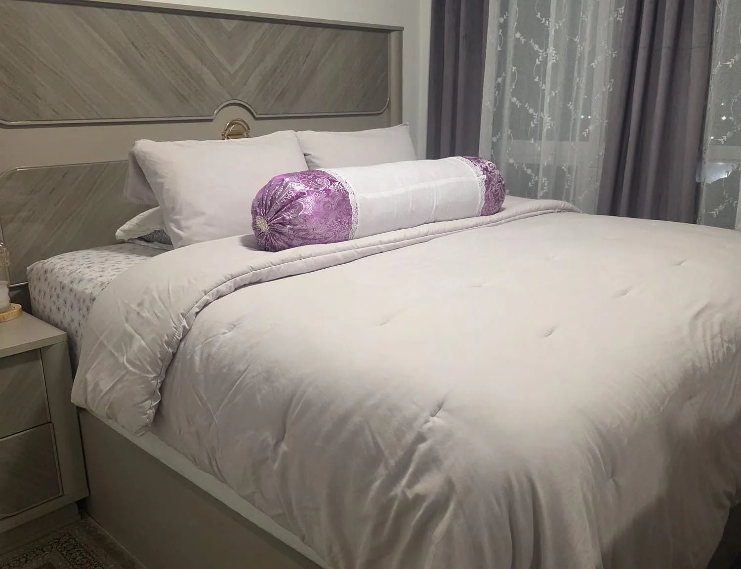 2 bed, $2,300 — Photo 4