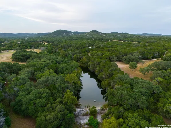 751 Madrona Ranch, Pipe Creek, TX 78063