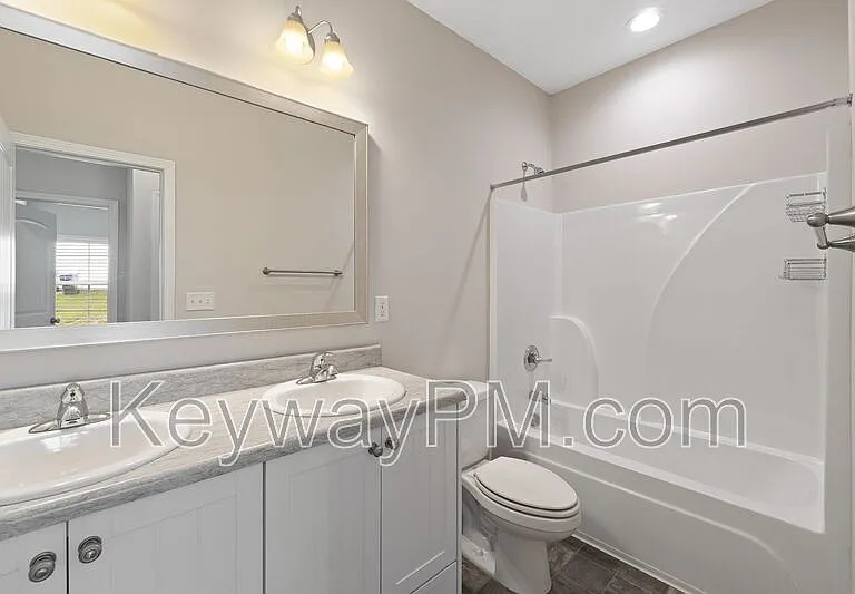 335 Koweta Way — Photo 18