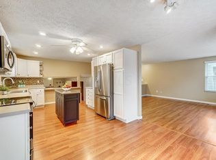 816 Ridenour Rd, Columbus, OH 43230