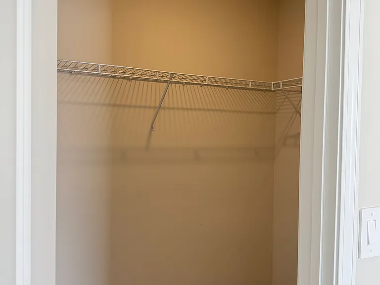 501 Tallulah Ln — Photo 3