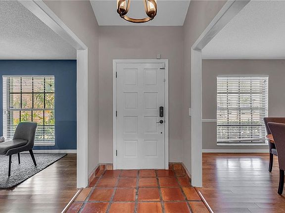 2nd image of 830 Riverbend Blvd