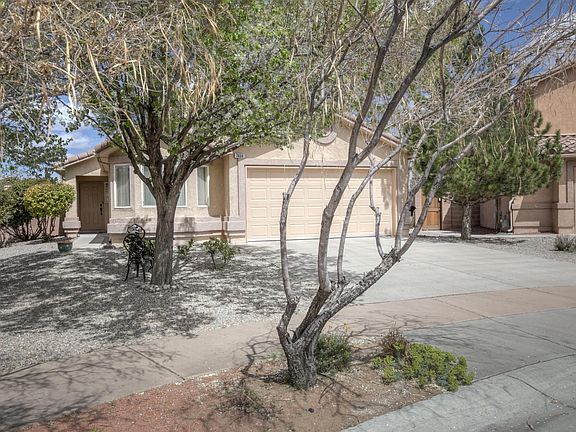 2nd image of 7404 Sidewinder Dr NE