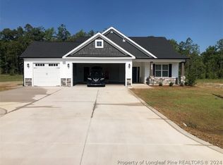 255 Thistle Ct, Sanford, NC 27332
