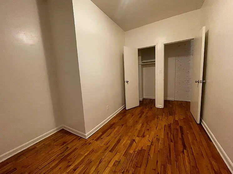 220 E 29th St #2G — Photo 5