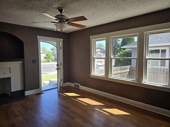 5th image of 1845 Maple St