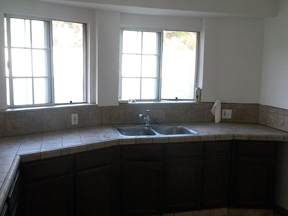 2nd image of 1002 E 42nd Pl #A