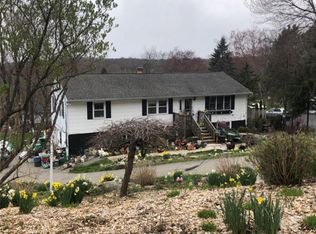 27 William St, Kent Lakes, NY 10512