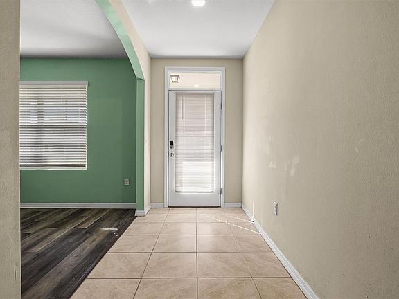 3rd image of 323 Harbour Way