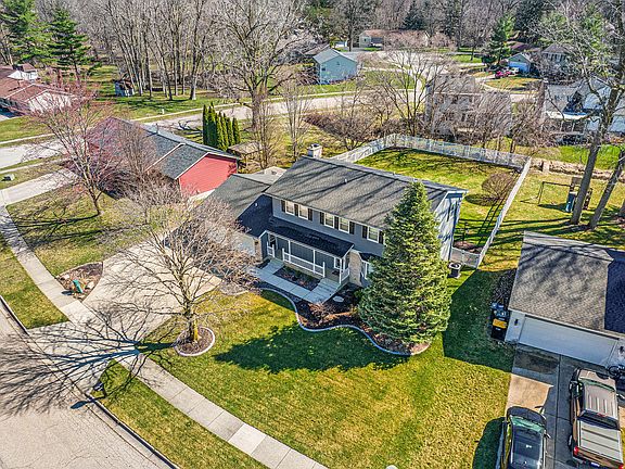 4th image of 3854 Basswood Dr SW
