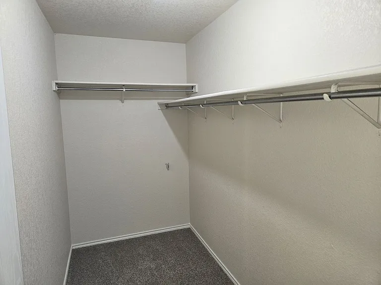 6515 Kestrel Ln — Photo 17