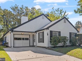 22 Buckingham Dr, Southampton, NJ 08088