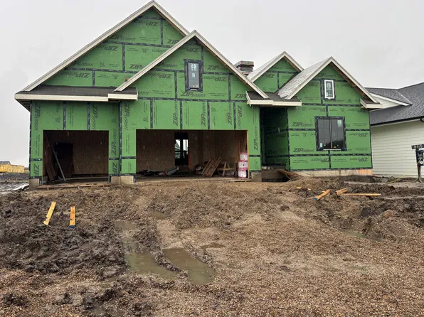 4750 177th St, Urbandale, IA 50263