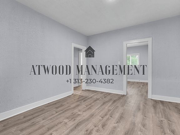 5th image of 8693 Woodlawn Ave