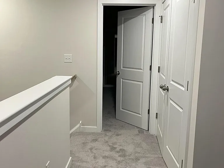 114 Continental Way — Photo 30