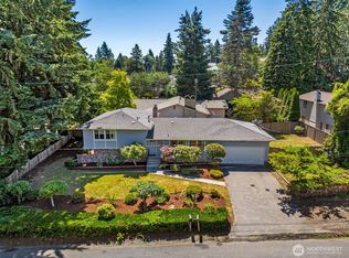 12055 25th Ave NE, Seattle, WA