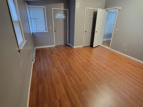 2nd image of 77 Saratoga Ave