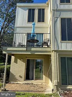 1823 N Shore Ct — Photo 6