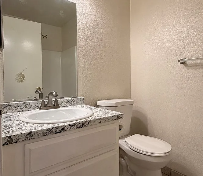 3217 Fortier St #B — Photo 17