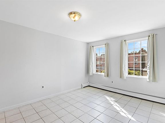 4th image of 221 Angelique St #2